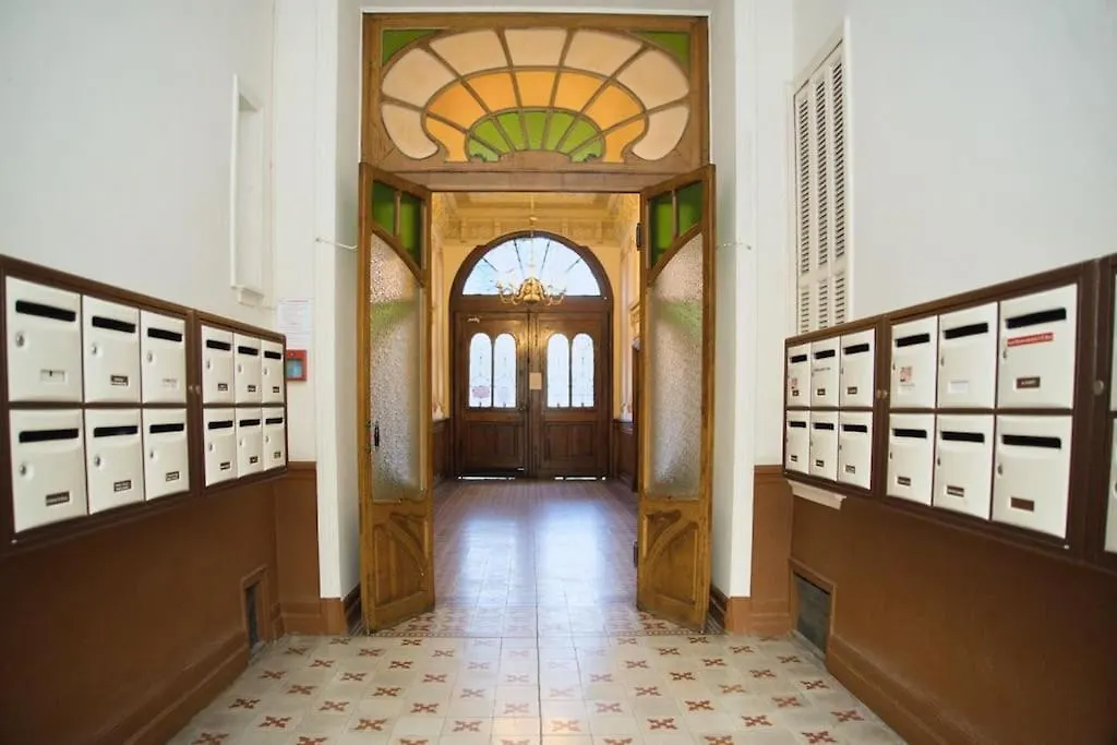 Appartement Tres Cosy, En Plein Centre-Ville, Proximite Plage, Nice Centre アパート